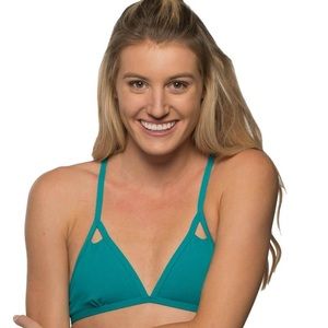 Jolyn “Finn” Triangle bikini top